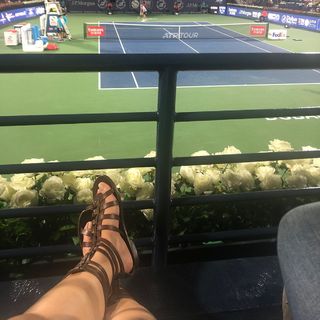 Ushna Shah feet photo 9