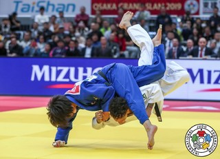 Uta Abe feet photo 7