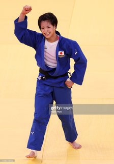 Uta Abe feet photo 12
