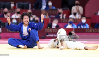 Uta Abe feet photo 13