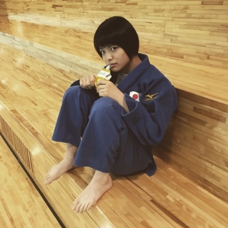 Uta Abe feet photo 16