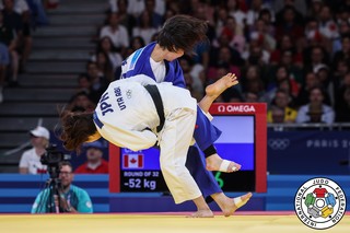 Uta Abe feet photo 10