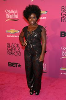 Uzo Aduba feet photo 9