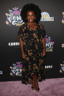 Uzo Aduba feet photo 10
