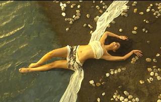 Vaani Kapoor feet photo thumbnail