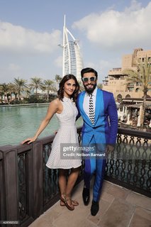 Vaani Kapoor feet photo thumbnail
