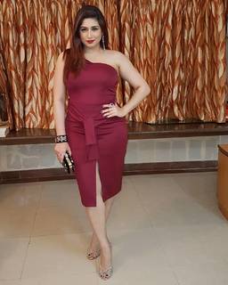 Vahbbiz Dorabjee feet photo 15