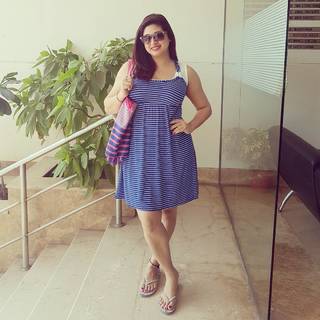 Vahbbiz Dorabjee feet photo 7