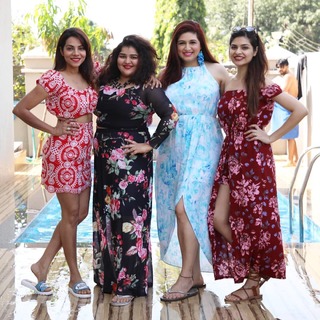 Vahbbiz Dorabjee feet photo 9