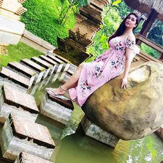Vahbbiz Dorabjee feet photo 19