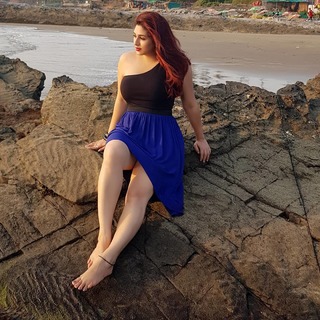 Vahbbiz Dorabjee feet photo 6