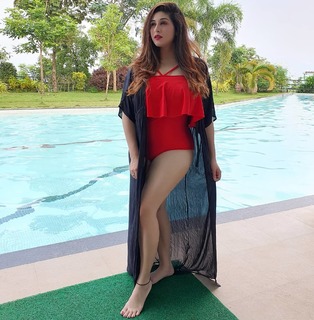 Vahbbiz Dorabjee feet photo 6