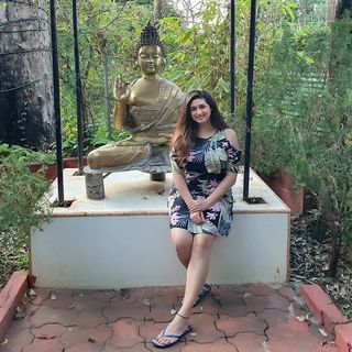 Vahbbiz Dorabjee feet photo 5