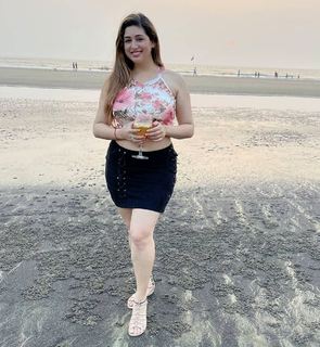 Vahbbiz Dorabjee feet photo 14