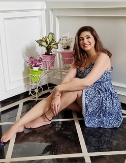 Vahbbiz Dorabjee feet photo 17