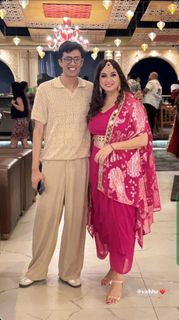 Vahbbiz Dorabjee feet photo 6