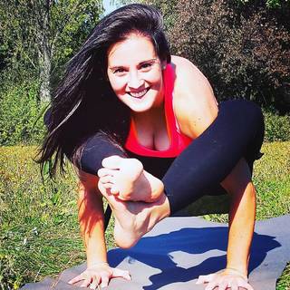 Vajra Tekpreet Kaur feet photo thumbnail