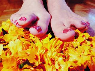 Vajra Tekpreet Kaur feet photo thumbnail