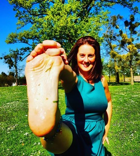 Vajra Tekpreet Kaur feet photo thumbnail
