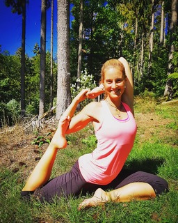 Vajra Tekpreet Kaur feet photo thumbnail