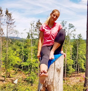 Vajra Tekpreet Kaur feet photo thumbnail