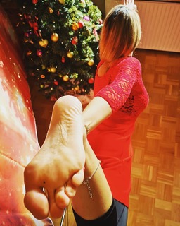 Vajra Tekpreet Kaur feet photo thumbnail