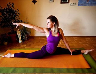 Vajra Tekpreet Kaur feet photo thumbnail