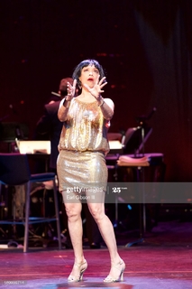 Valarie Pettiford feet photo 10