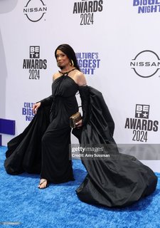 Valarie Pettiford feet photo 15