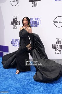 Valarie Pettiford feet photo 8