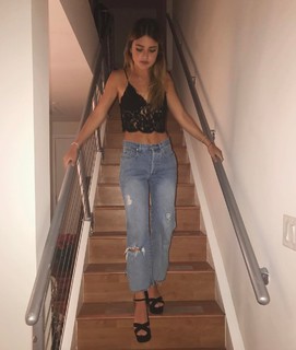 Vale Genta feet photo thumbnail