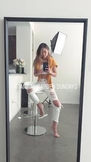 Vale Genta feet photo thumbnail
