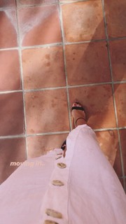 Vale Genta feet photo thumbnail
