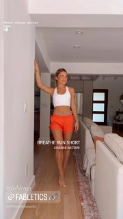 Vale Genta feet photo thumbnail
