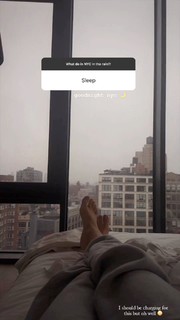 Vale Genta feet photo thumbnail