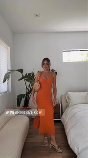 Vale Genta feet photo thumbnail