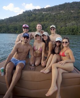 Vale Genta feet photo thumbnail