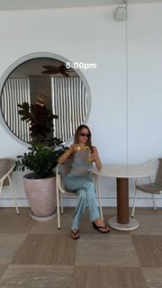 Vale Genta feet photo thumbnail