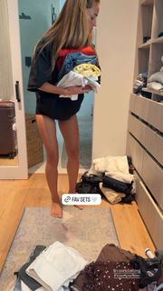 Vale Genta feet photo 11