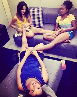 Valentina Bandeira feet photo 12