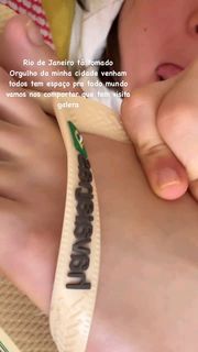 Valentina Bandeira feet photo 17