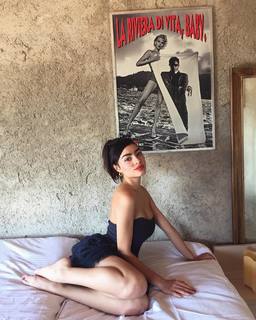 Valentina Buzzurro feet photo 13