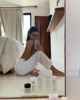 Valentina Buzzurro feet photo 18