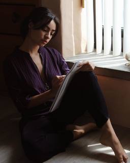 Valentina Buzzurro feet photo 9