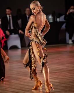 Valentina Corradi feet photo 7