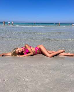 Valentina Corradi feet photo 15