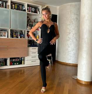 Valentina Corradi feet photo 15