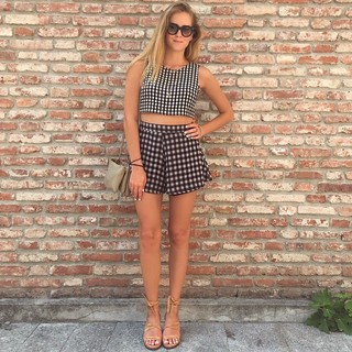 Valentina Ferragni feet photo thumbnail