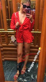 Valentina Ferragni feet photo thumbnail