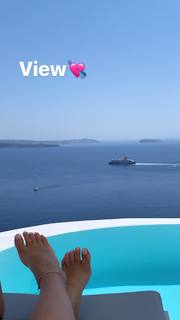 Valentina Ferragni feet photo thumbnail